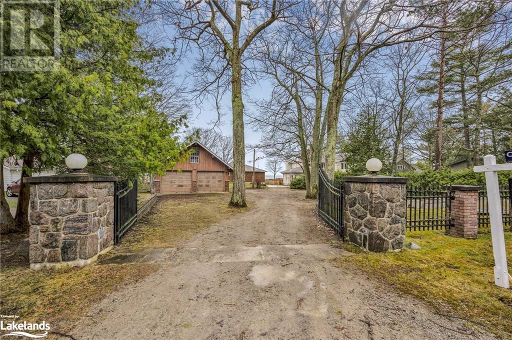 Homes For Sale Danielle Dorion & Vanya Gluhic Real Estate