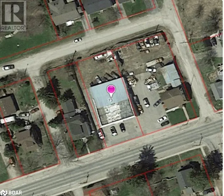 73 KING Street E