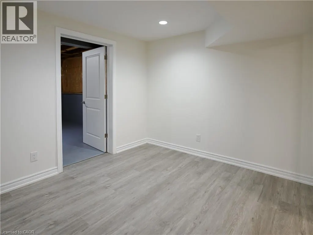 34 MANN Avenue