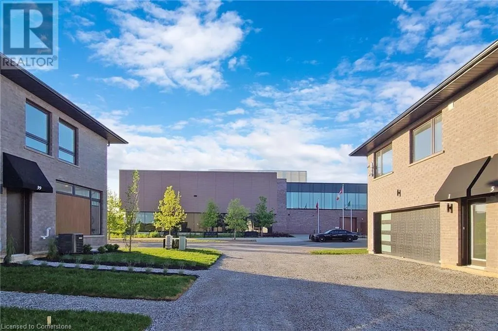 39 WELLSPRING Way