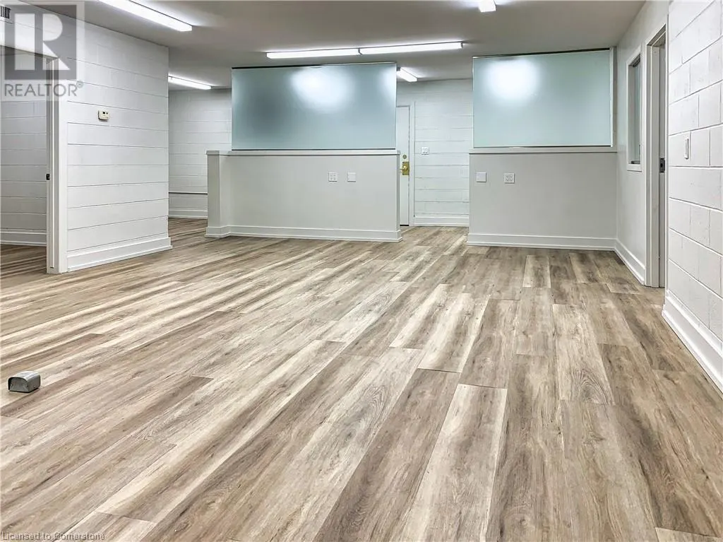 165 PLYMOUTH Road Unit# 4, #4