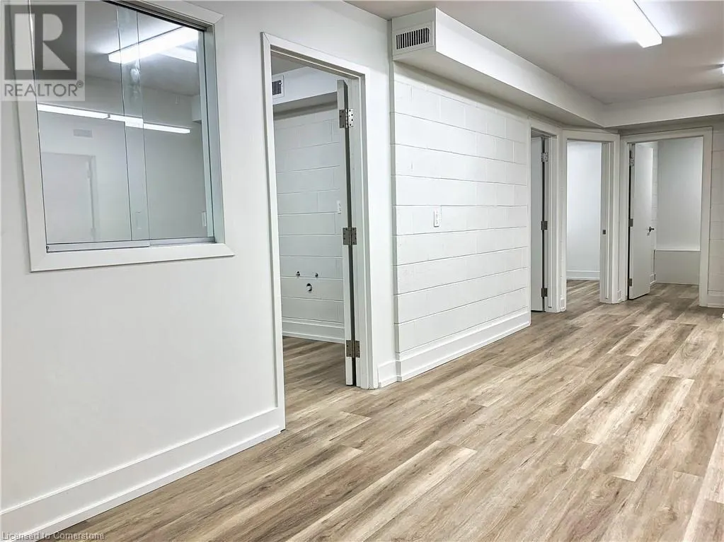 165 PLYMOUTH Road Unit# 4, #4