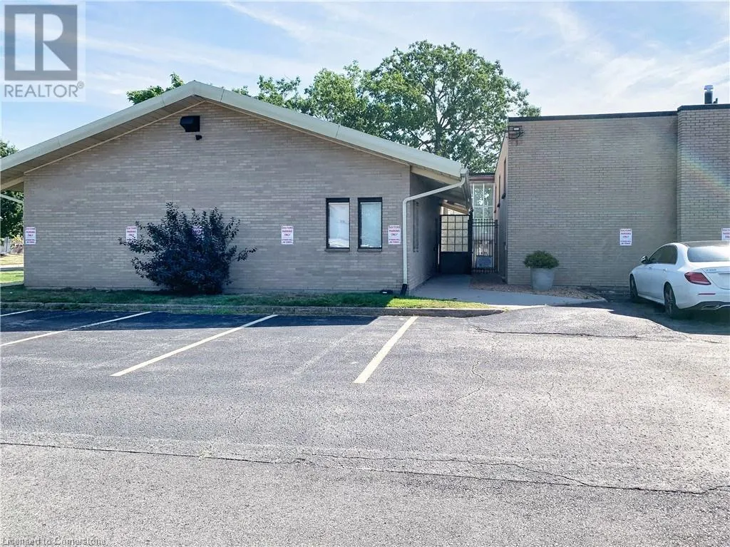 165 PLYMOUTH Road Unit# 4, #4