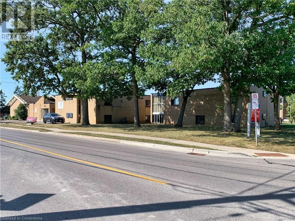 165 PLYMOUTH Road Unit# 4, #4