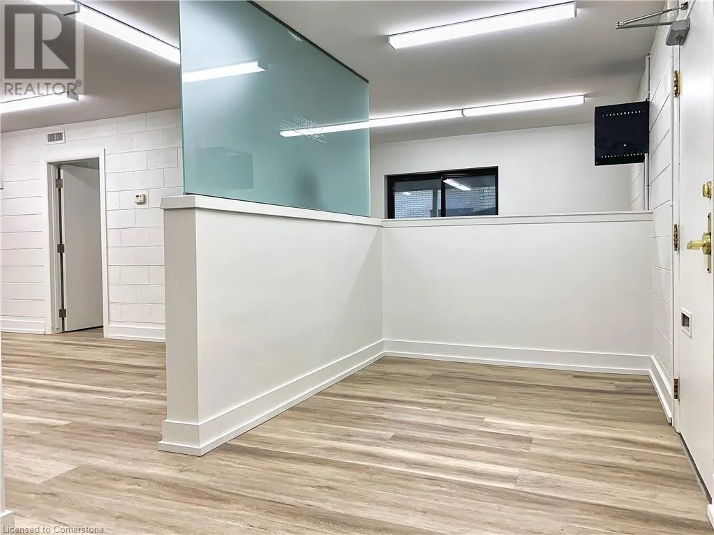 165 PLYMOUTH Road Unit# 4, #4