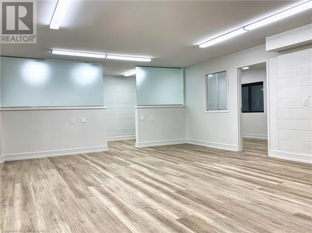 165 PLYMOUTH Road Unit# 4, #4