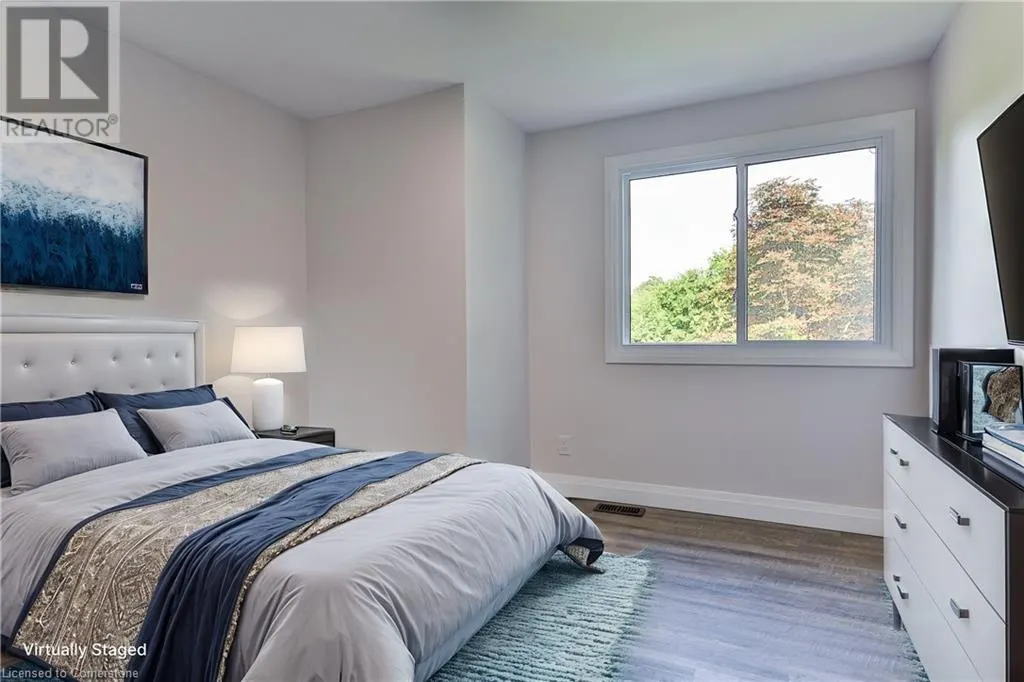 22 ATWOOD Crescent
