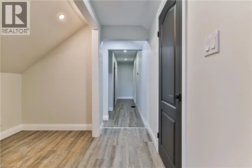 22 ATWOOD Crescent