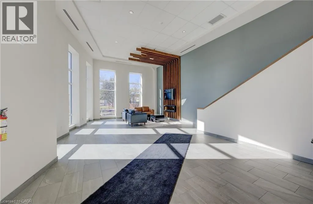 162 SNYDERS Road E Unit# 201, #201