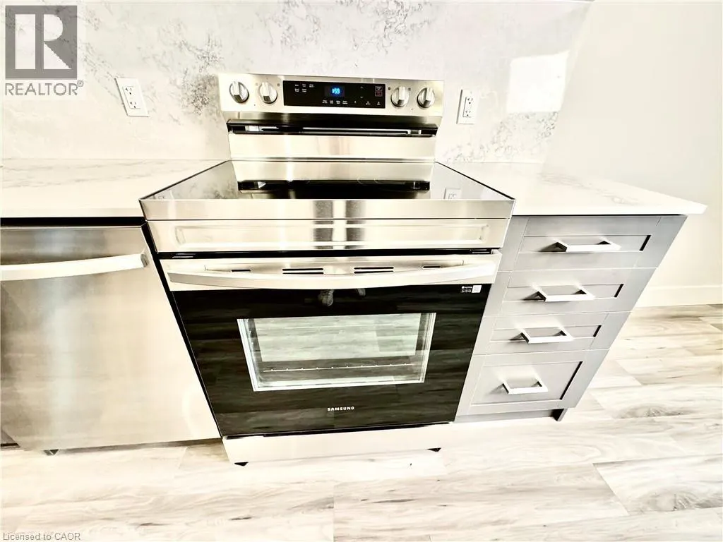 162 SNYDERS Road E Unit# 201, #201