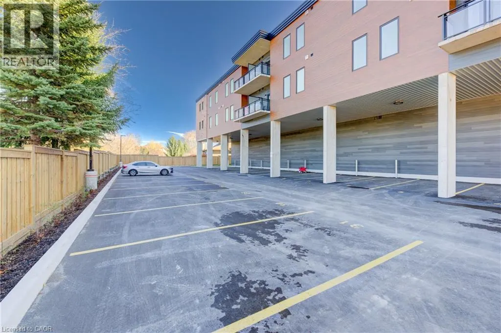 162 SNYDERS Road E Unit# 201, #201