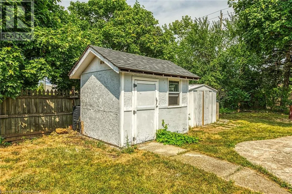 46 ORIOLE Crescent