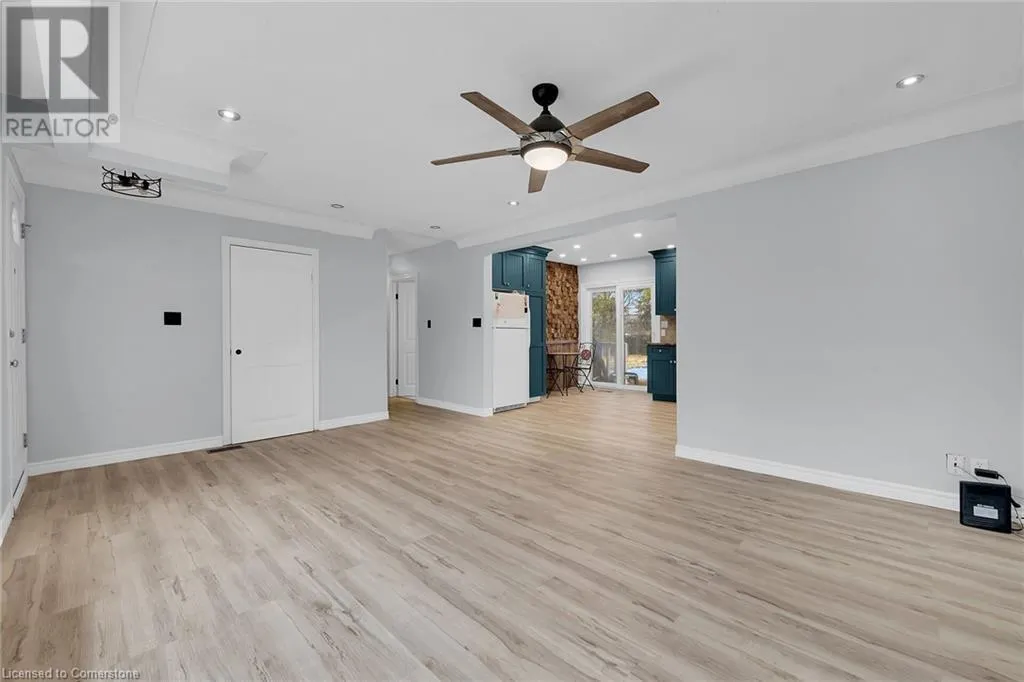 46 ORIOLE Crescent