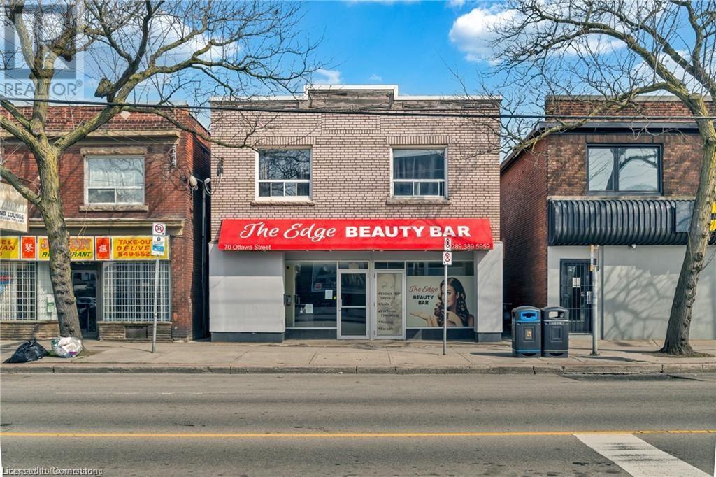 70 OTTAWA Street N Unit# 1