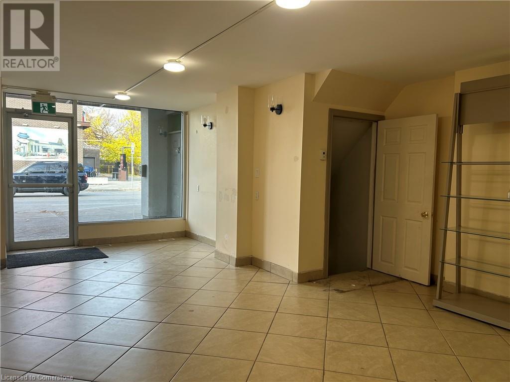 70 OTTAWA Street N Unit# 1