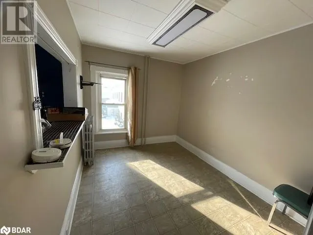 39A POYNTZ Street