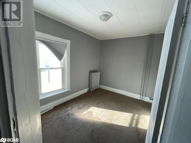39A POYNTZ Street