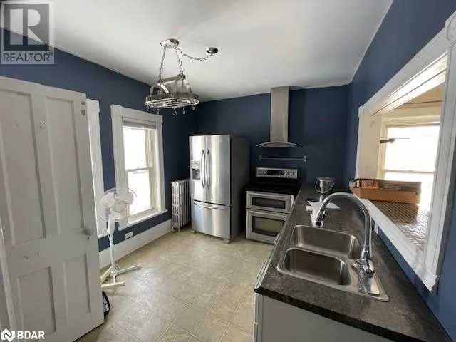 39A POYNTZ Street