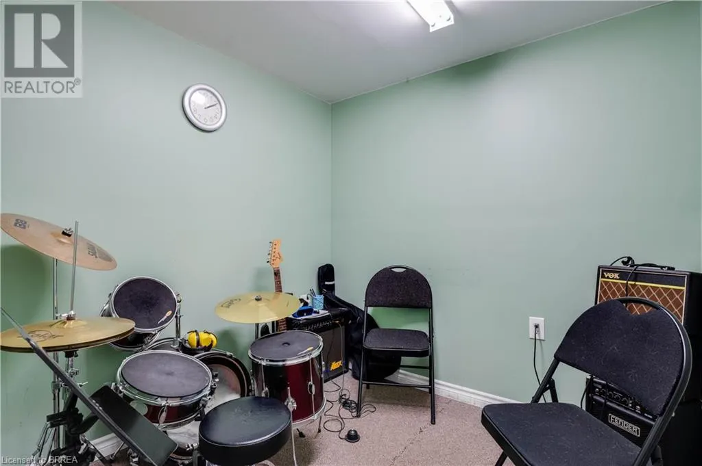 45 DALKEITH Drive Unit# 2, #2