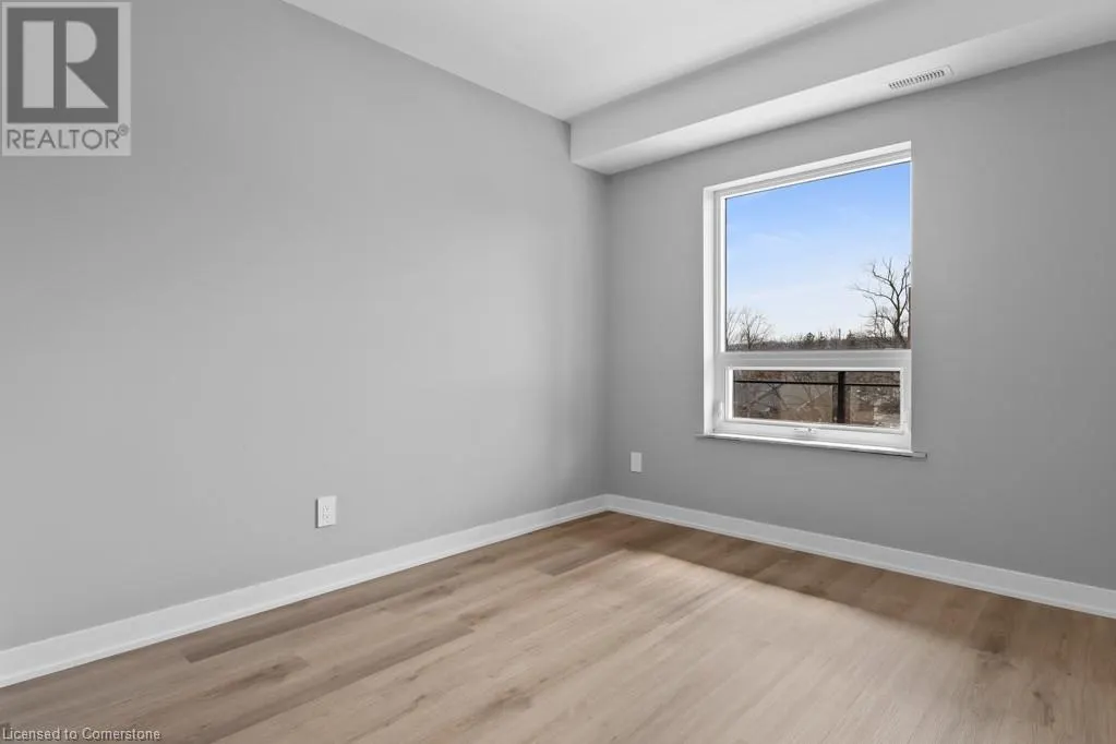 5002 KING Street Unit# 206, #206