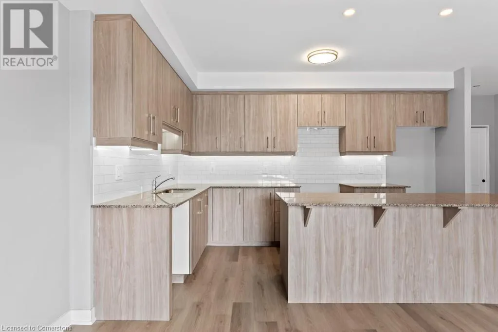 5002 KING Street Unit# 206, #206