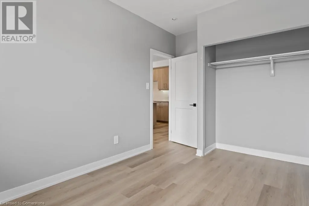 5002 KING Street Unit# 206, #206