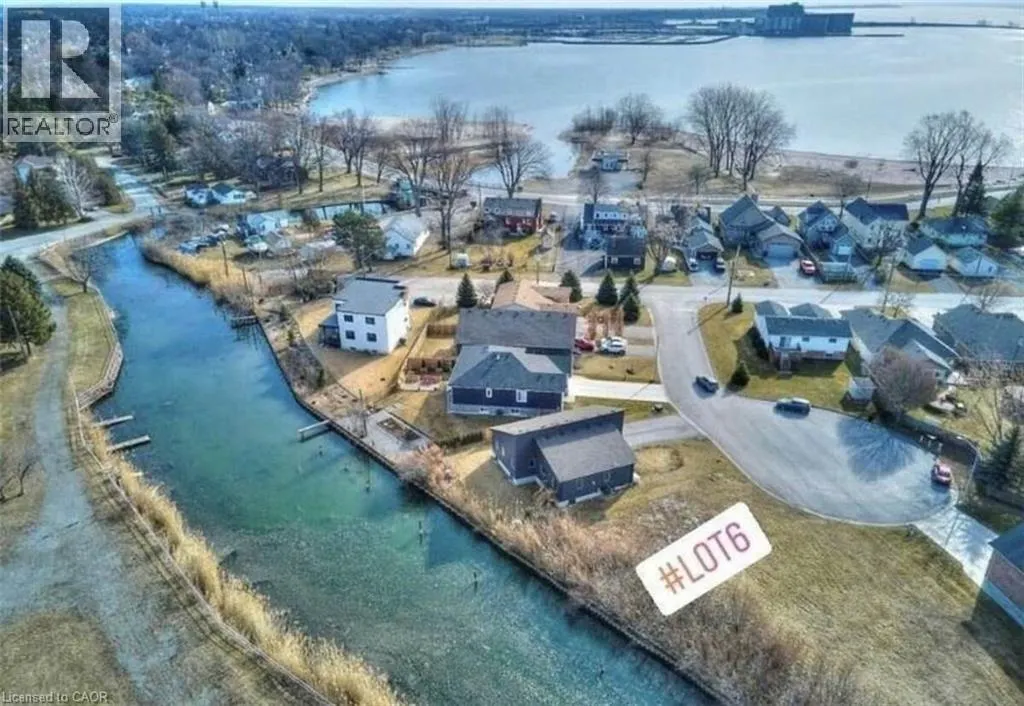 6 HERON POINTE