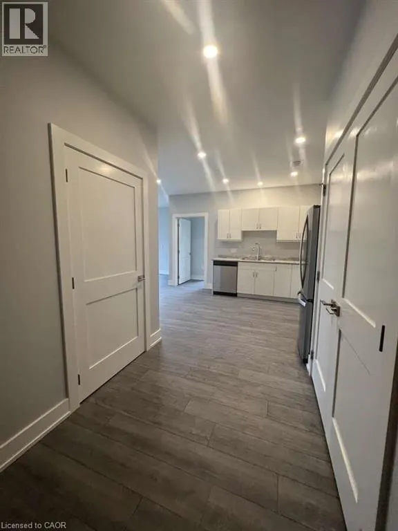 18 CAMPUS Trail Unit# 209, #209