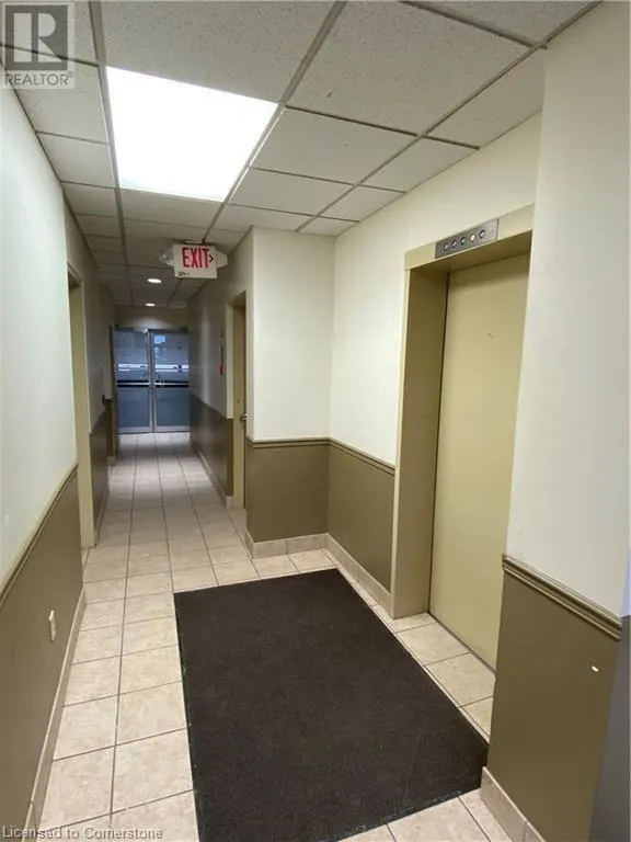 1030 UPPER JAMES Street Unit# 405, #405