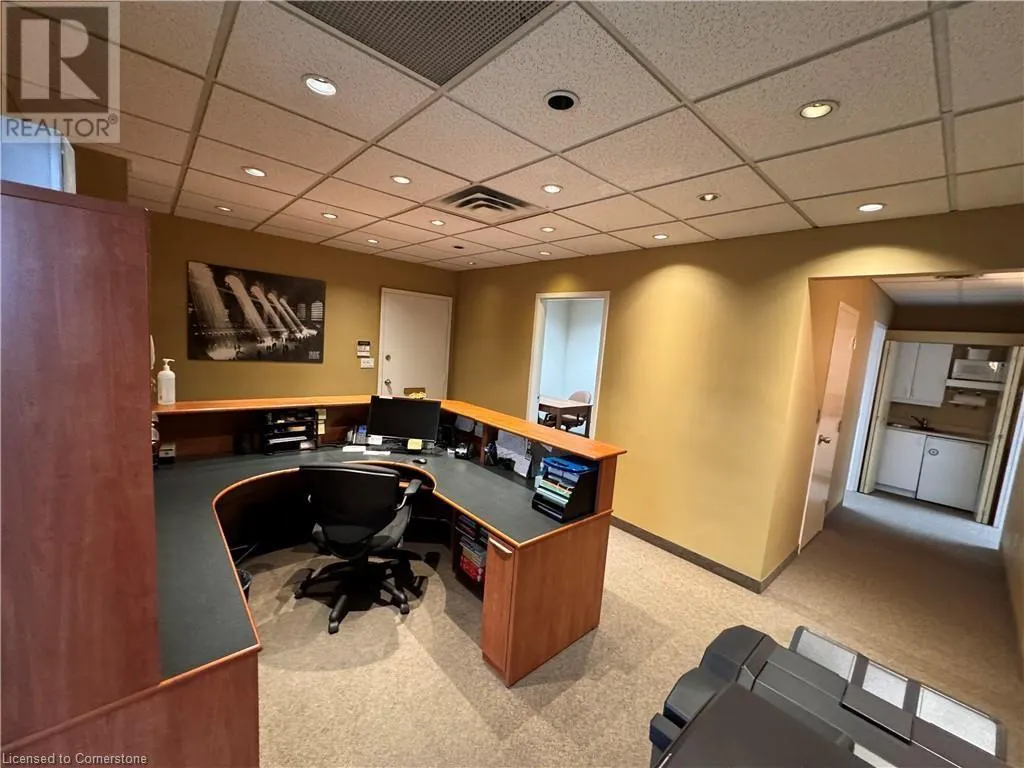 1030 UPPER JAMES Street Unit# 405, #405