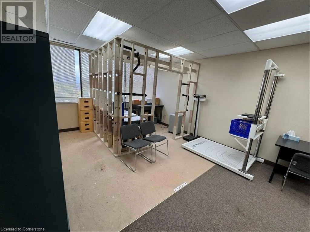 1030 UPPER JAMES Street Unit# 405, #405