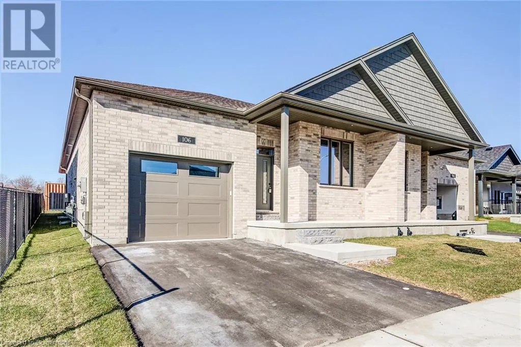 106 SOUTH PARKWOOD Boulevard