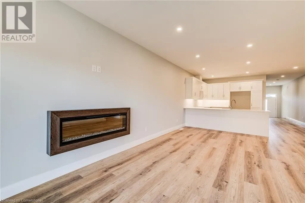 106 SOUTH PARKWOOD Boulevard