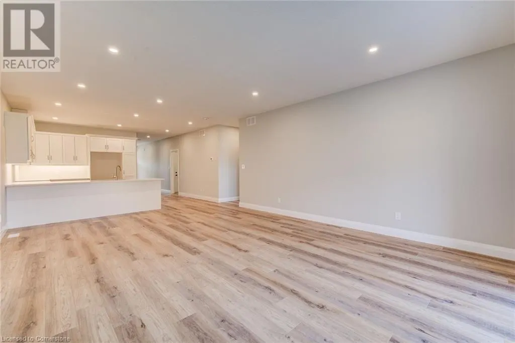 106 SOUTH PARKWOOD Boulevard