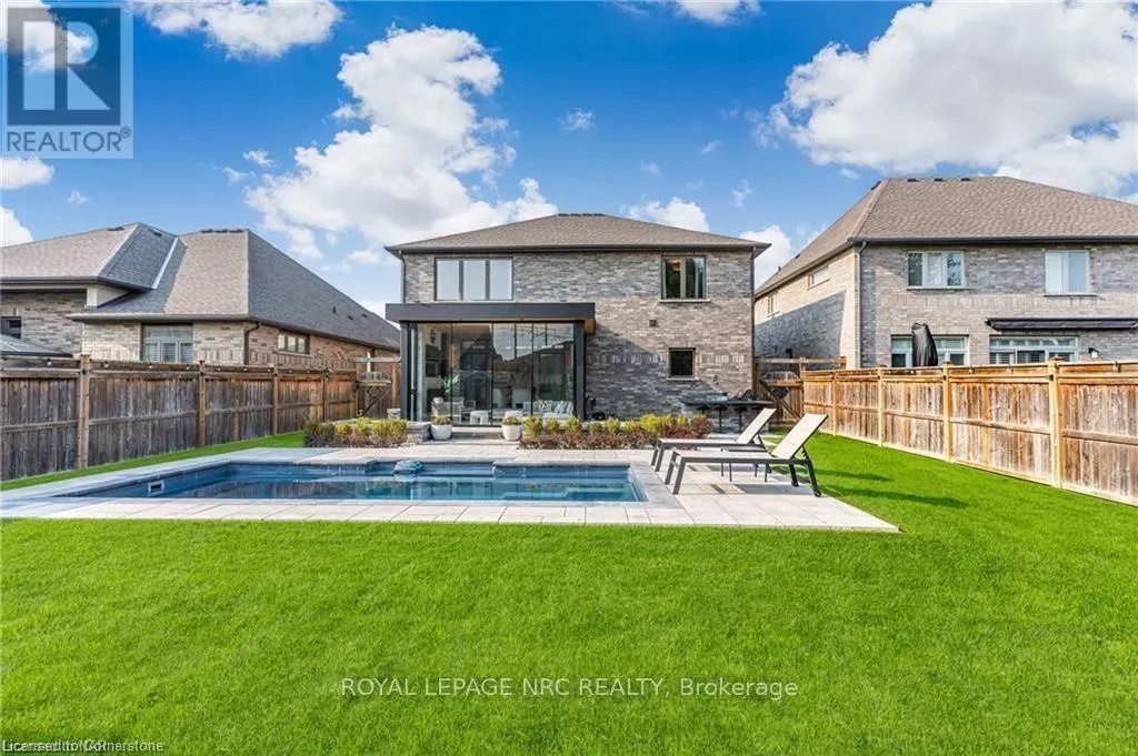 14 TUSCANY Court