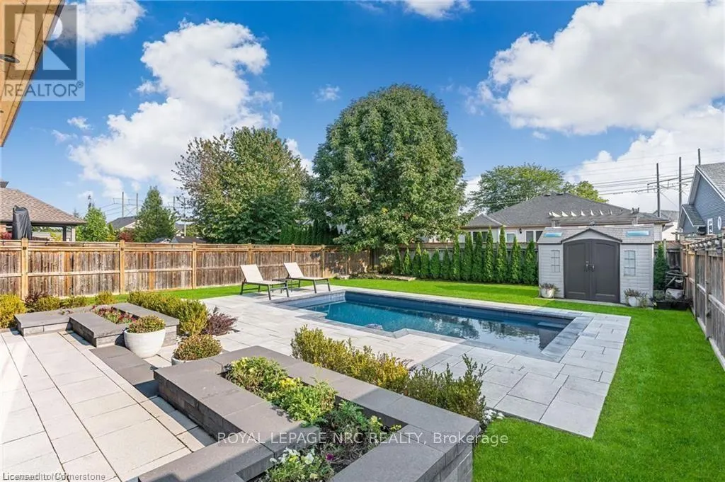 14 TUSCANY Court