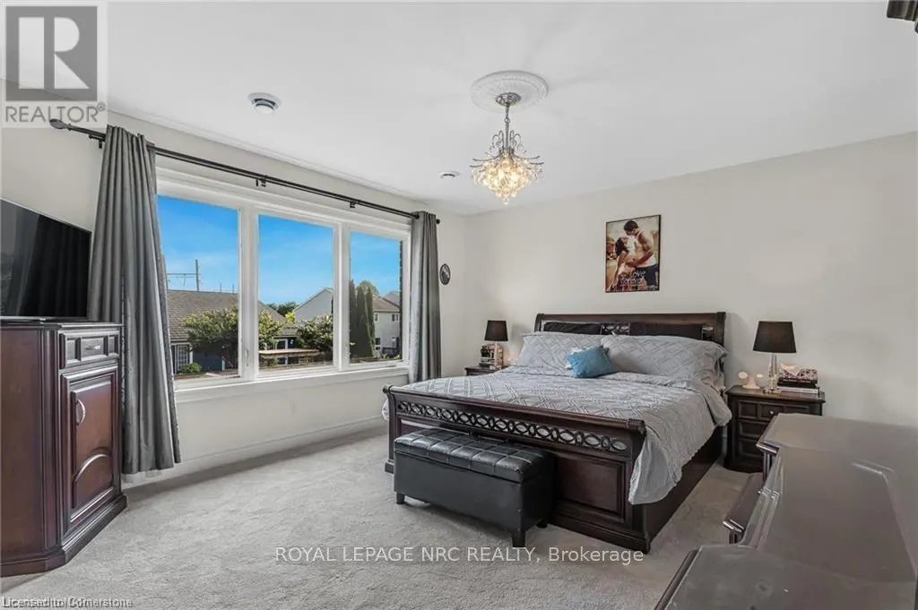 14 TUSCANY Court