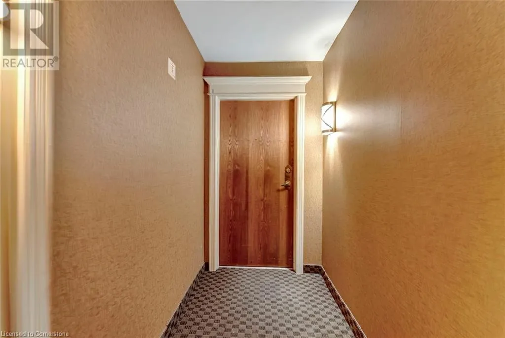 4000 CREEKSIDE Drive Unit# 203, #203
