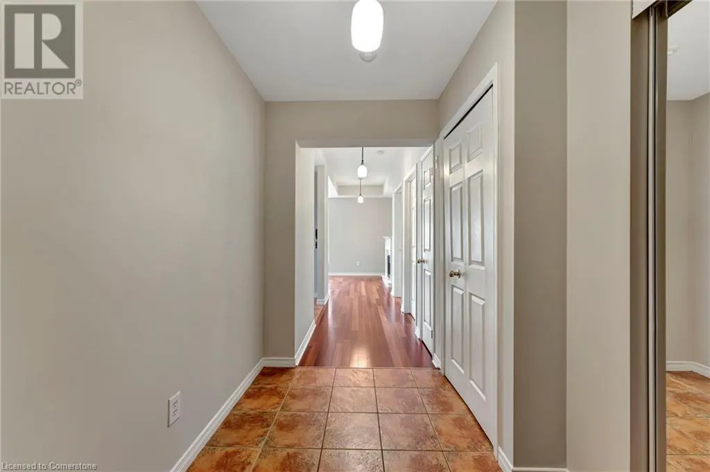 4000 CREEKSIDE Drive Unit# 203, #203