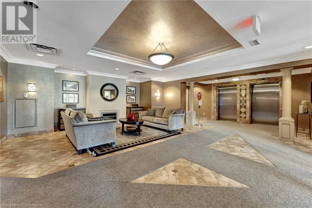 4000 CREEKSIDE Drive Unit# 203, #203