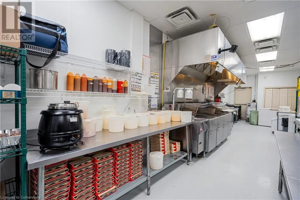 328 SPEEDVALE Avenue W Unit# 32, #32