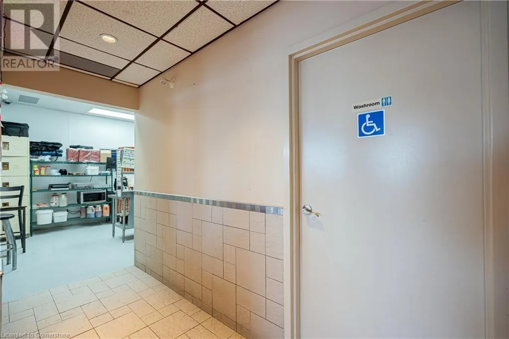 328 SPEEDVALE Avenue W Unit# 32, #32
