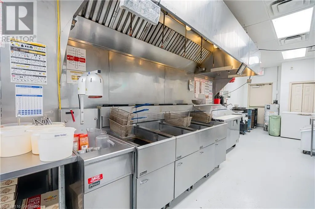 328 SPEEDVALE Avenue W Unit# 32, #32