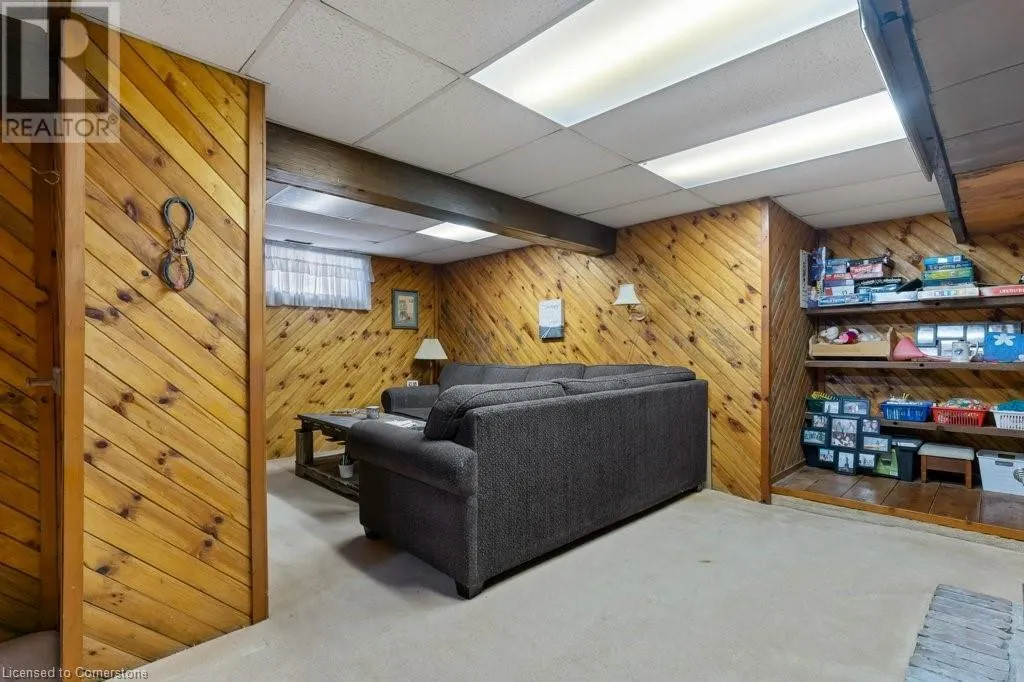 1 TUPPER Boulevard