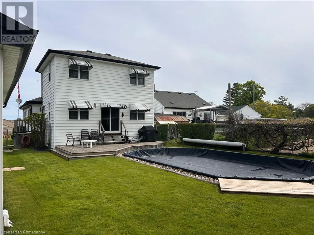 1 TUPPER Boulevard