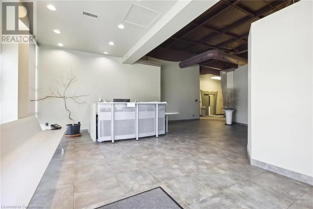 555 BARTON Street