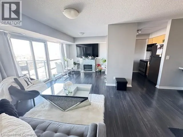 215 QUEEN Street E Unit# 711, #711