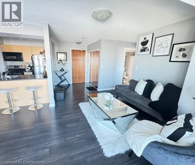 215 QUEEN Street E Unit# 711, #711