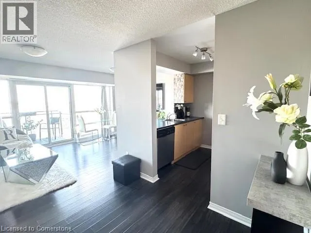 215 QUEEN Street E Unit# 711, #711