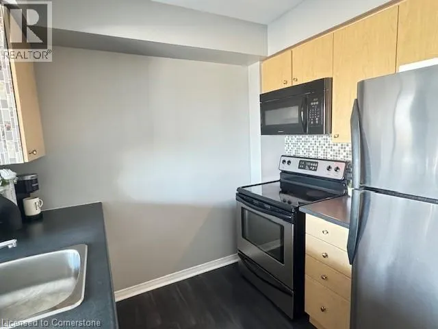 215 QUEEN Street E Unit# 711, #711